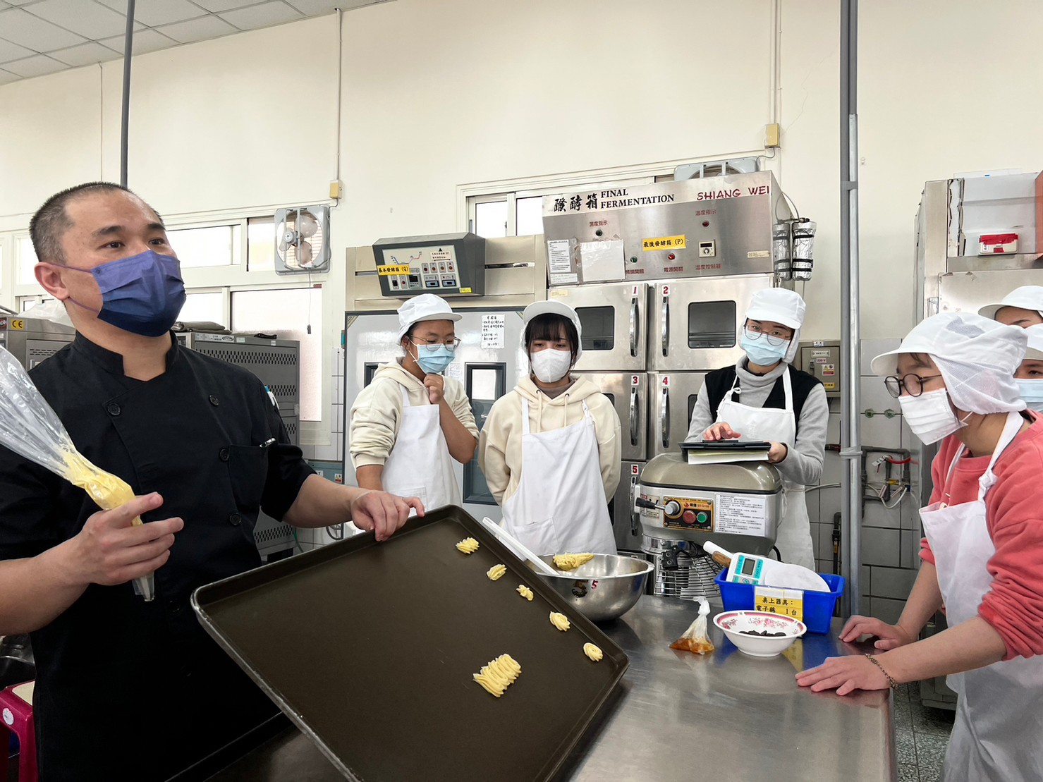 111-2下學期 吳寶仁業師 協同教學