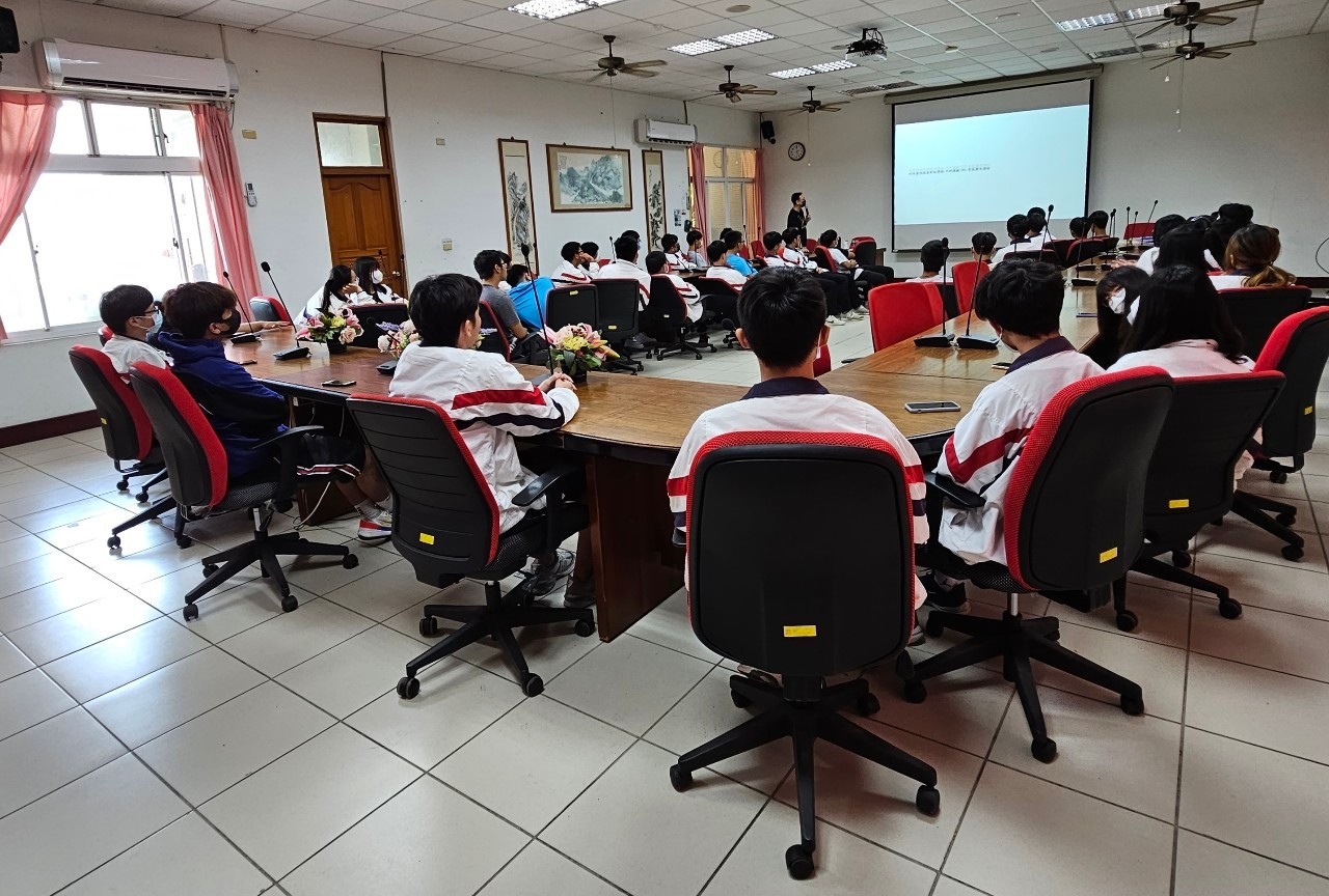 111-2職三學習歷程檔案說明會