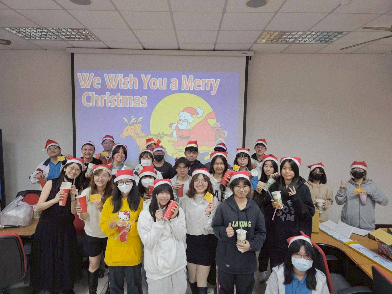 114-1輔導志工期末大會&跨年交換飲料